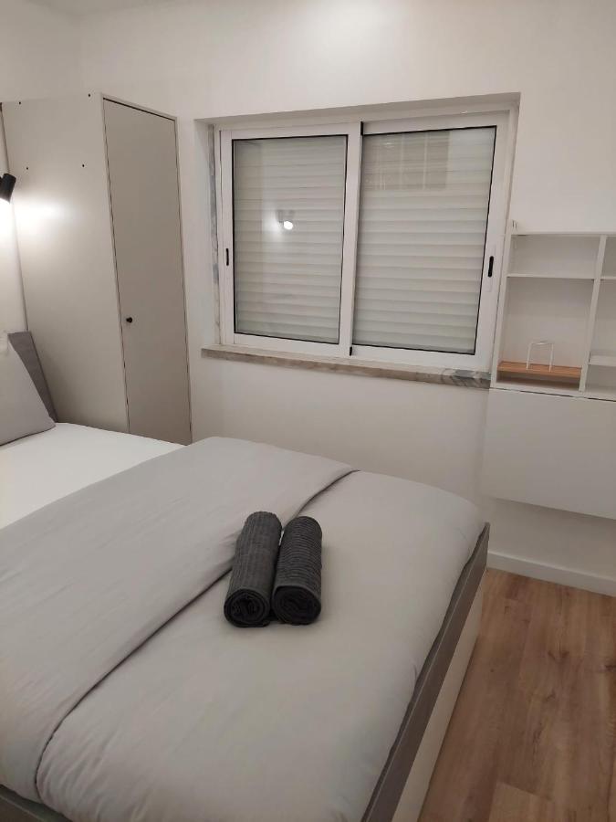 Lisbon South Bay Rooms Almada Exterior foto