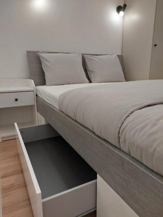 Lisbon South Bay Rooms Almada Exterior foto
