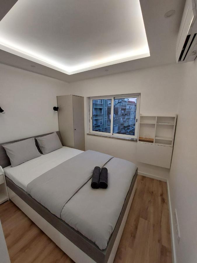 Lisbon South Bay Rooms Almada Exterior foto